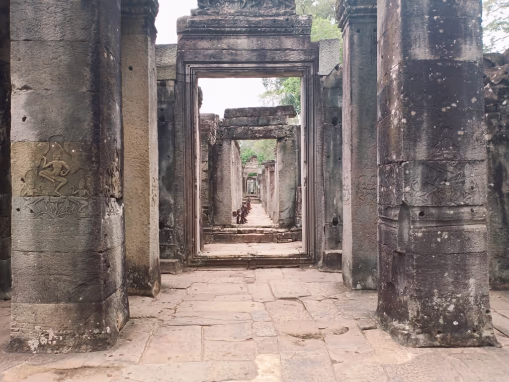 Siem Reap Private Tour - Bayon Temple, The Mahayana Buddhist Temple in Angkor Thom City
