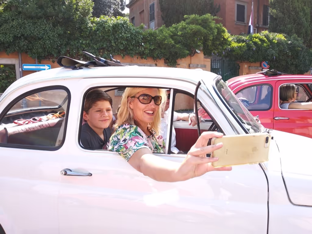 Rome Private Tour - Enjoy  a chauffeured
FIAT 500 tour in Rome.
Make your
life EXTRAORDINARY ;)
