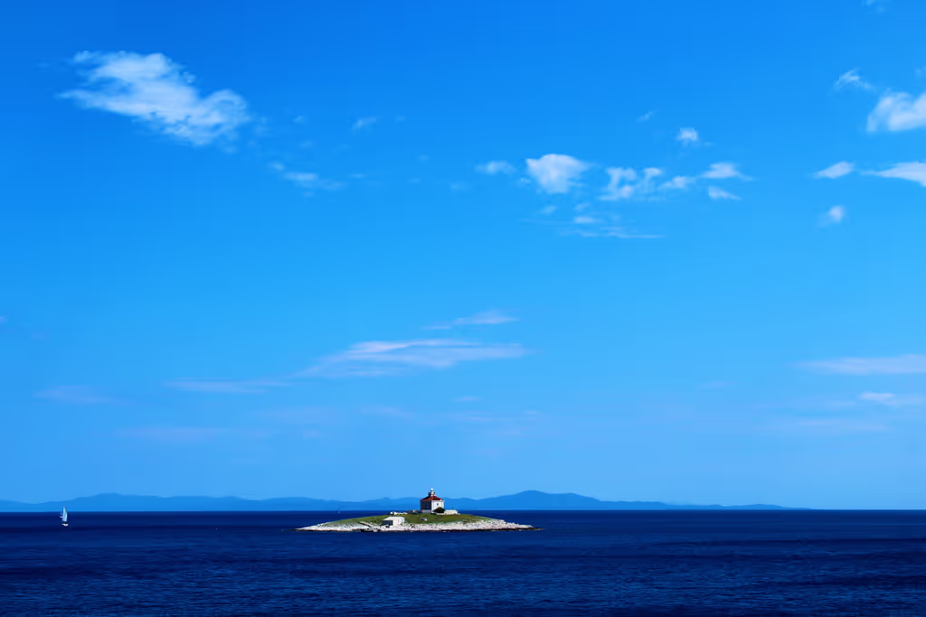 Hvar Island Private Tour - Pokonji Dol Islet