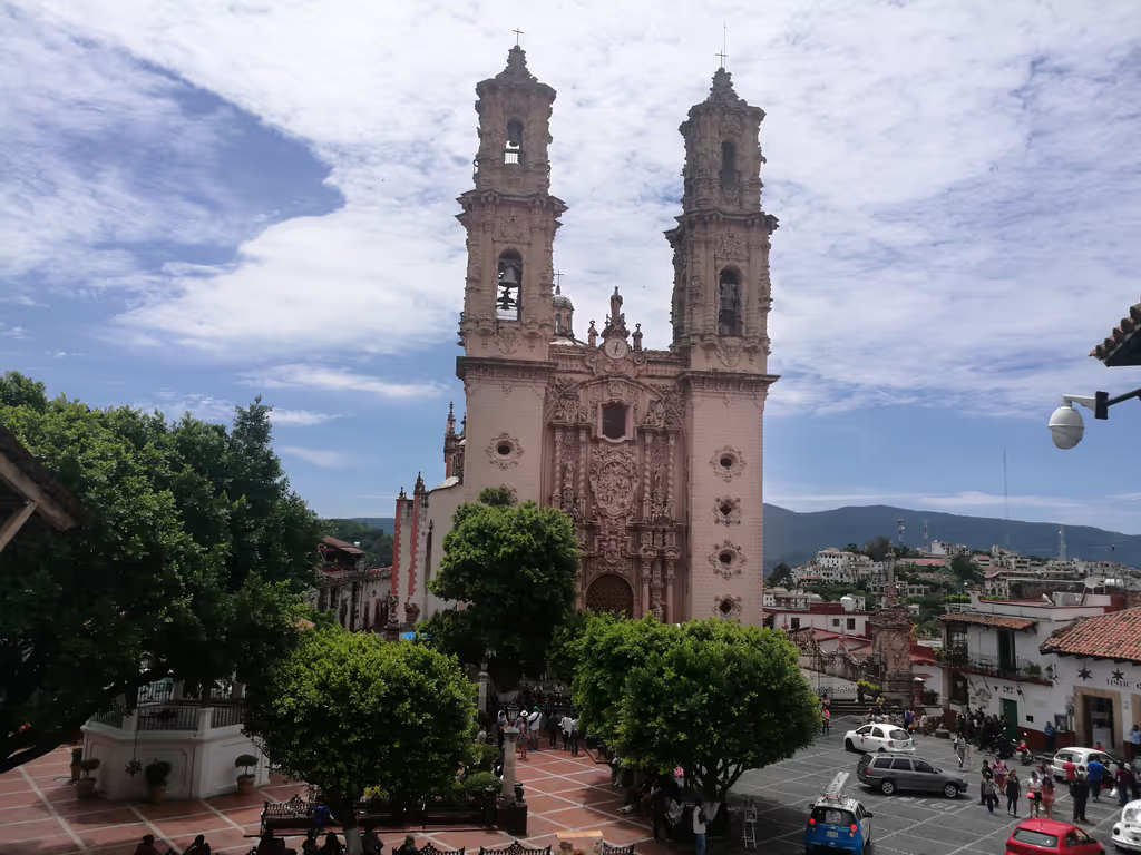 Acapulco City Private Tour - Taxco The Silver Town