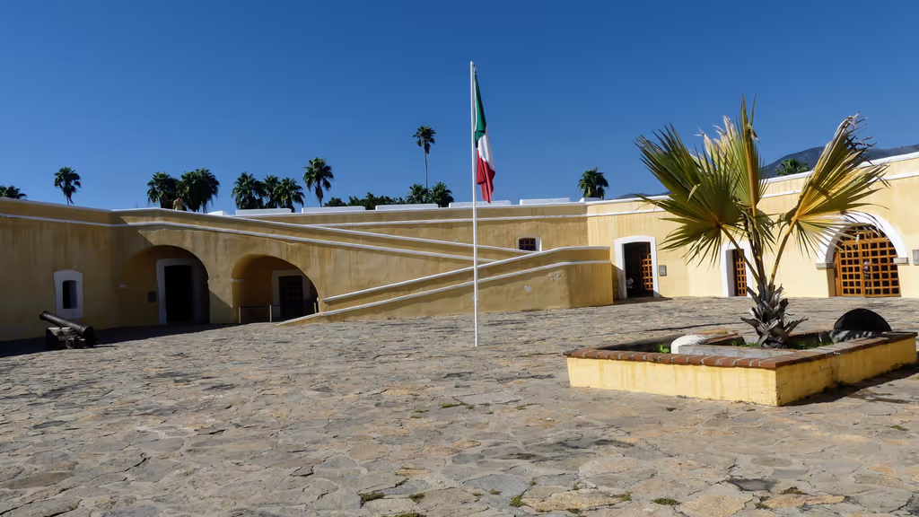 Acapulco City Private Tour - Museum The fortress of San Diego