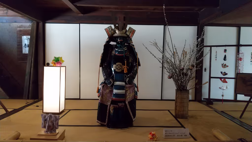 Gifu Private Tour - samurai armor at the traditional house in the castle town