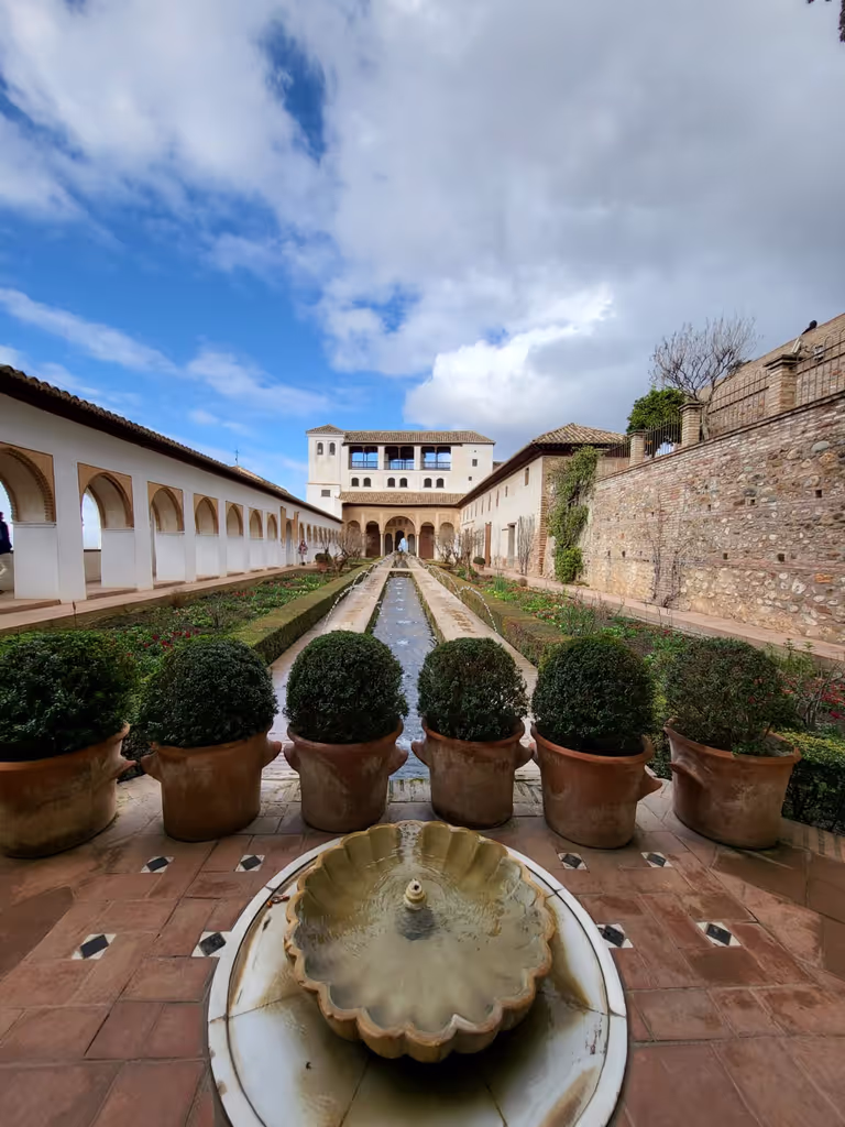 Granada Private Tour - Patio de la acequia, Palace of Generalife