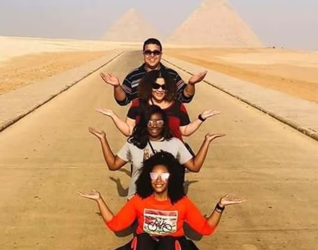 Giza Private Tour - null