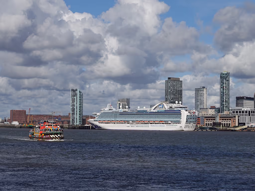Liverpool Private Tour - 