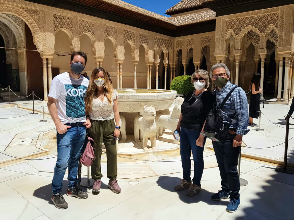 Granada Private Tour - Nasrid Palaces