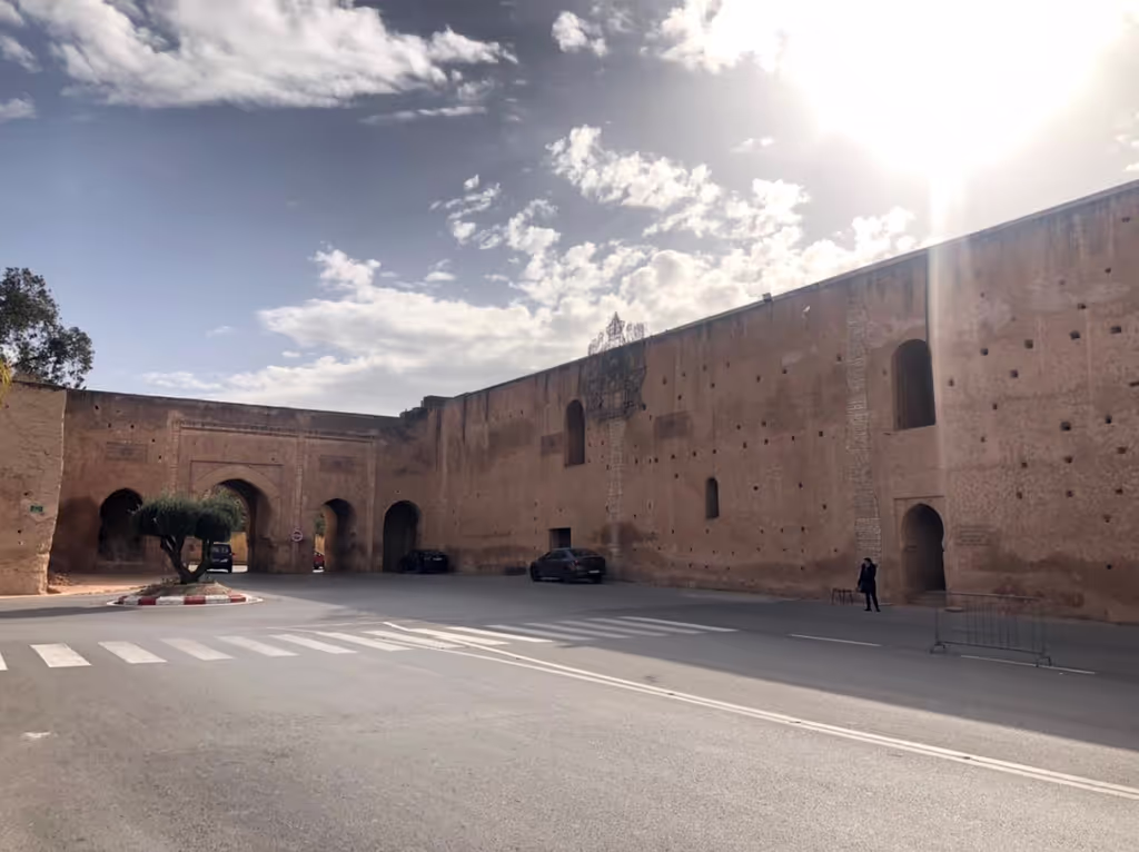 Meknes Private Tour - Vue extérieure des greniers 