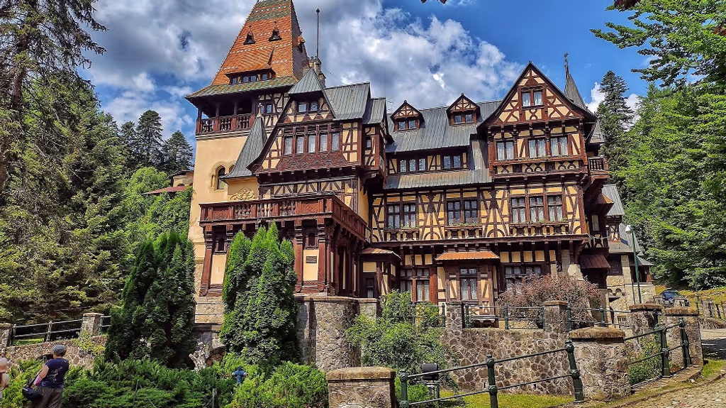 Bucharest Private Tour - Pelisor Castle