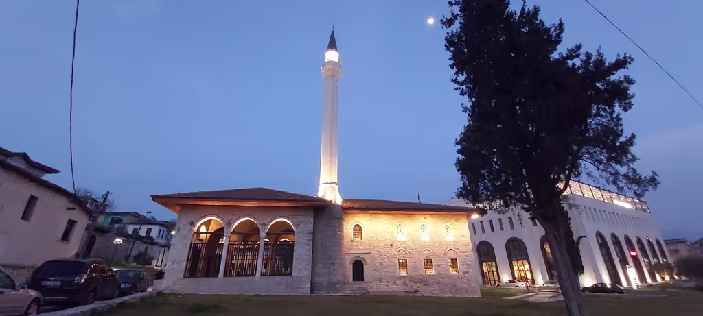 Tirana Private Tour - King Mosque Berat