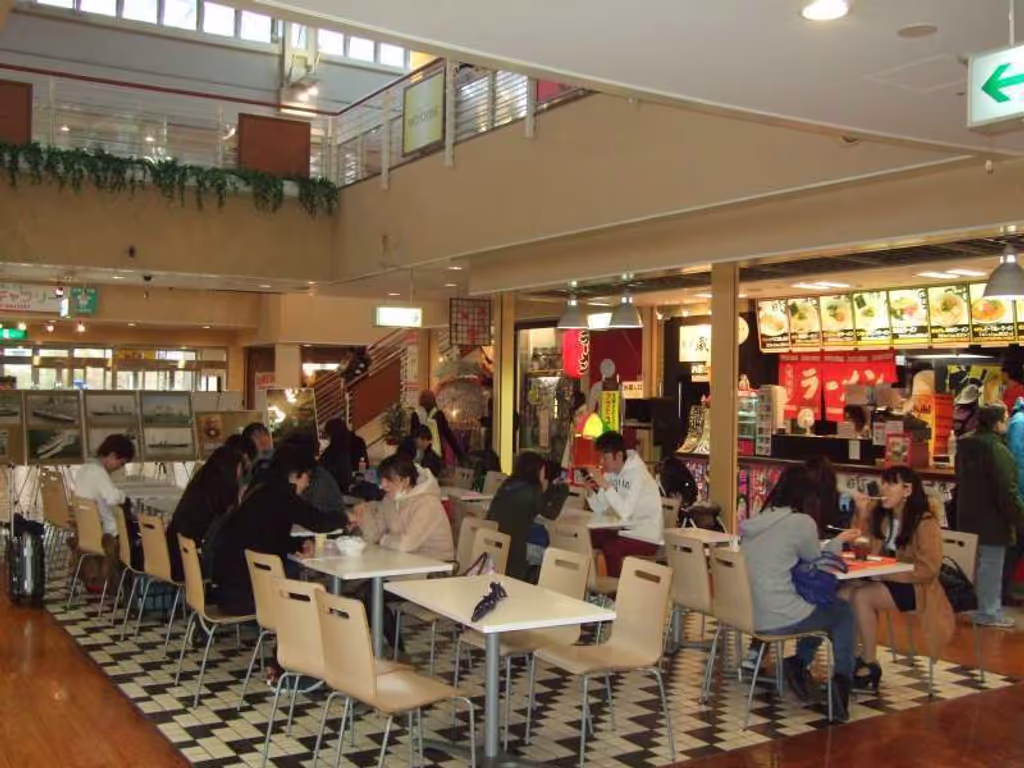 Osaka Private Tour - 大阪港天保山碼頭的Market Place的一角