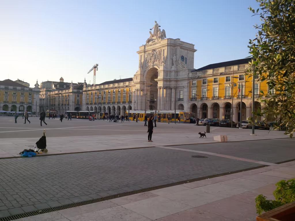 Lisbon Private Tour - Praca do Comercio