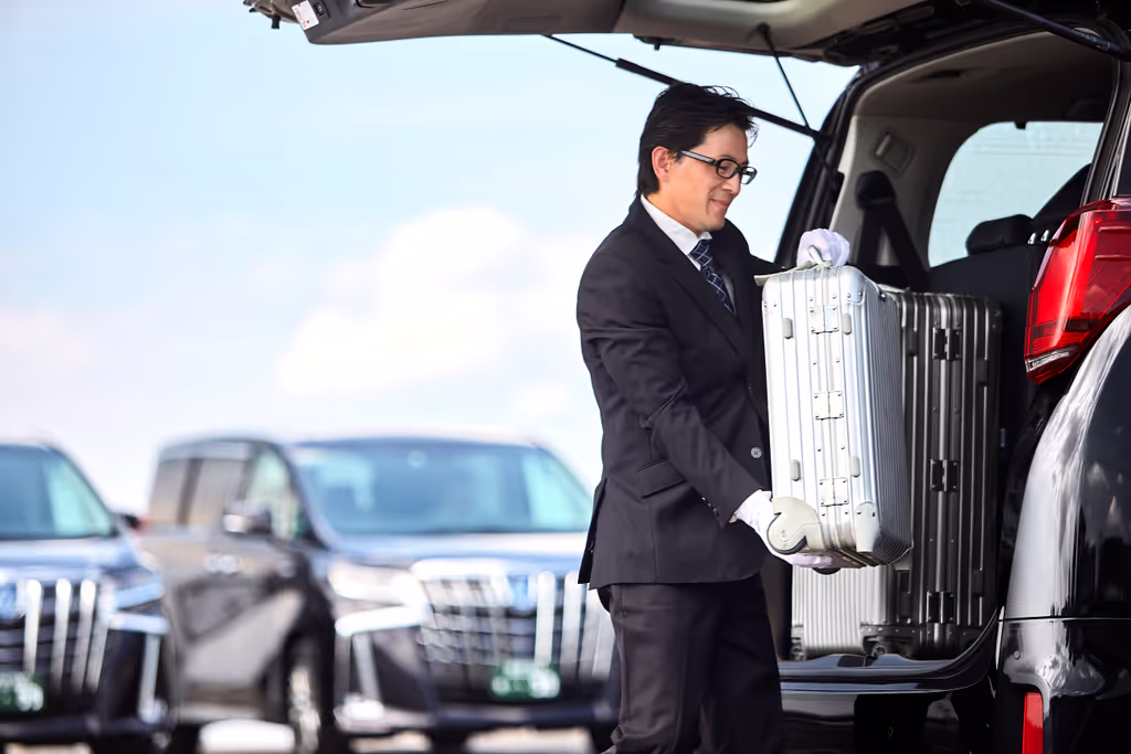 Tokyo Private Tour - Our drivers can provide attentive service
