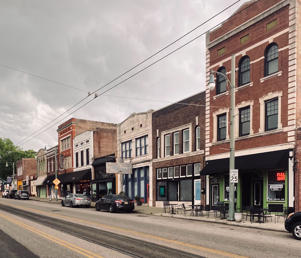 Memphis Private Tour - South Main Street 