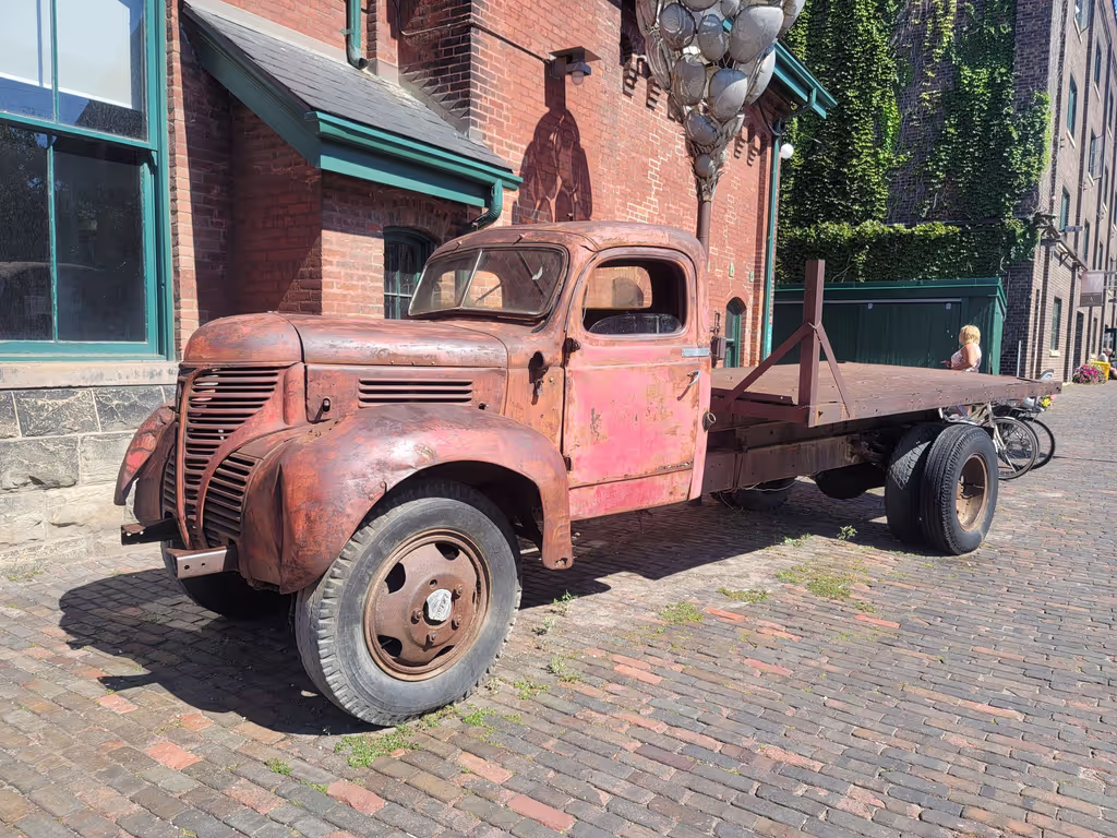 Toronto Private Tour - The old truck from the 1940's at the historic Distillery District