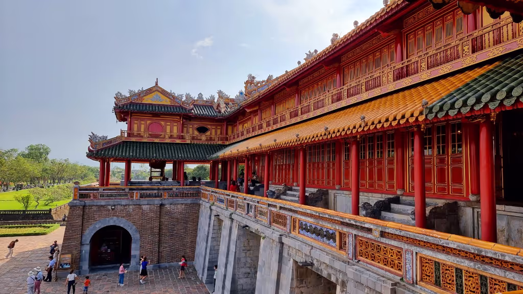Hue Private Tour - Ngo Mon gate (Meridian gate)