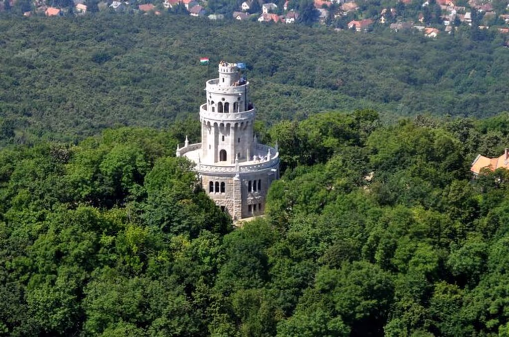 Budapest Private Tour - The Elisabeth Lookout tower