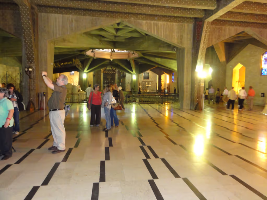 Tel Aviv Private Tour - Inside the Annunciation Church