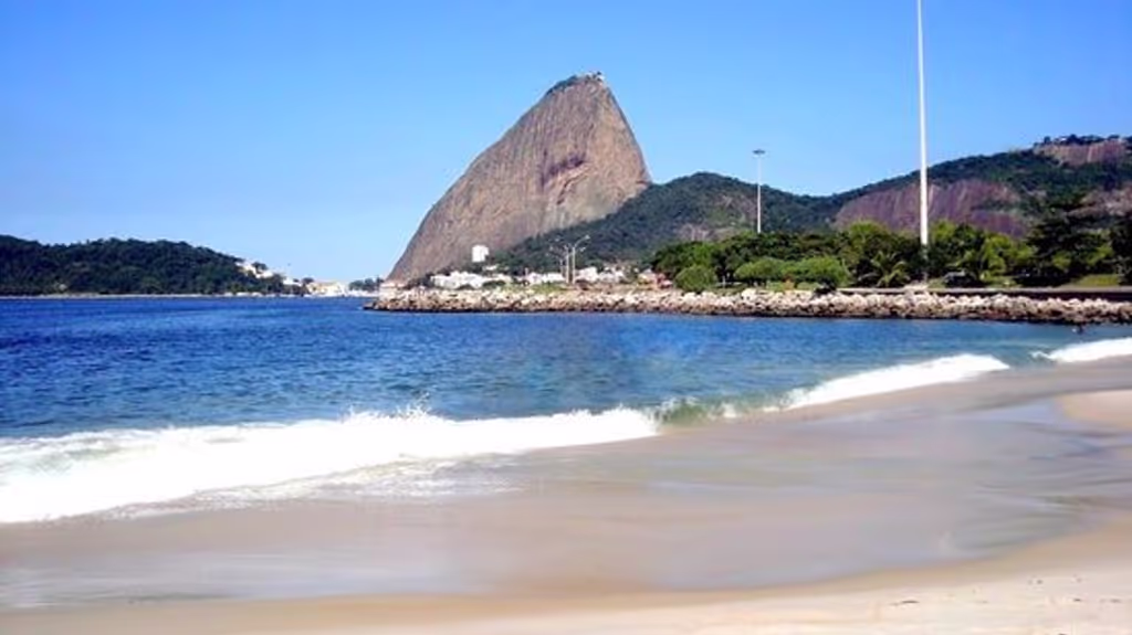Rio de Janeiro Private Tour - Sugar Loaf from Flamengo beach.
