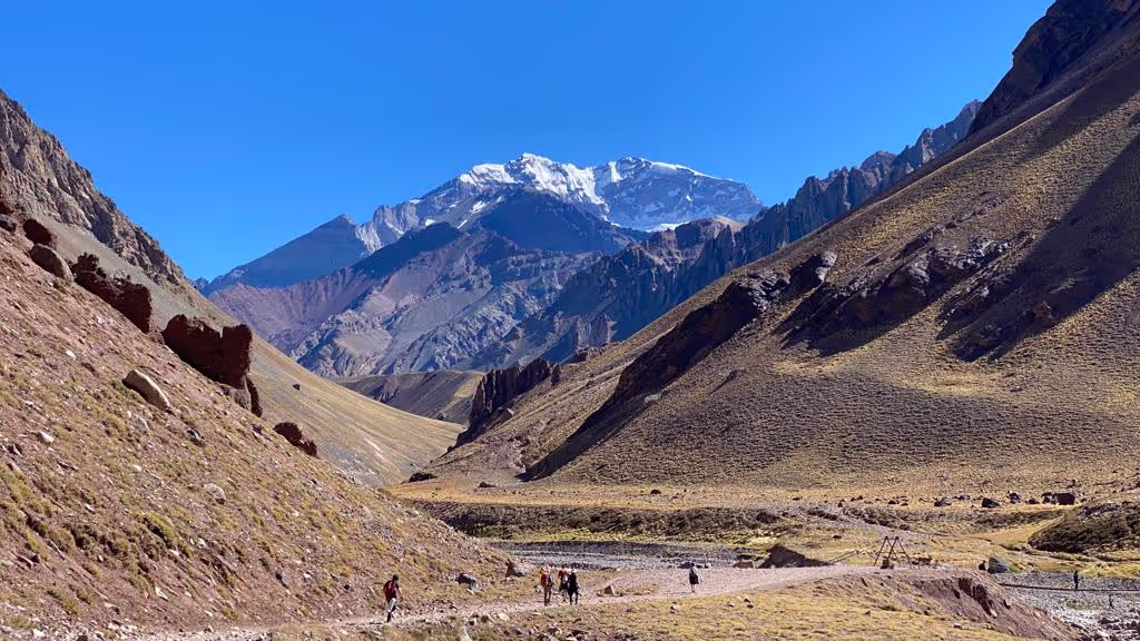 Mendoza Private Tour - Aconcagua Horcones