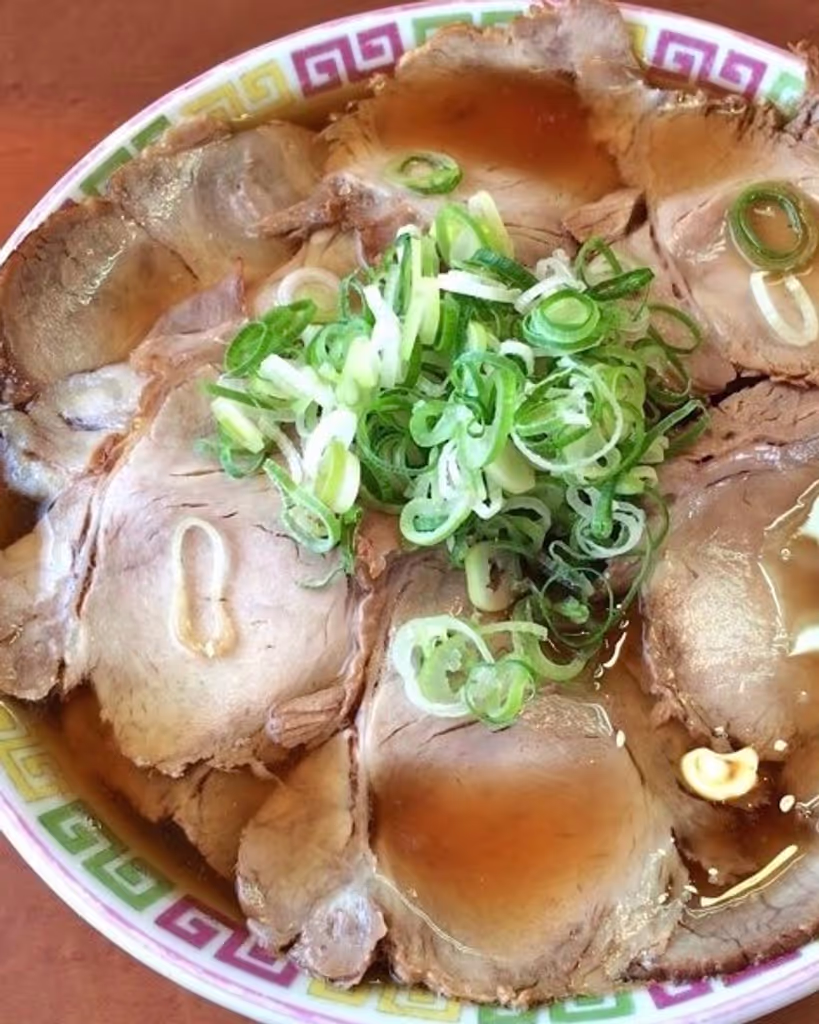 Kyoto Private Tour - Most popular Ramen in Kyoto with transparent pork-born and soy sauce soup, only located in Kyoto.   Many customers stand on line from morning.
Especially, it is very busy on Saturday and Sunday with Japanese customers outside Kyoto. It will cost about Jyen1000 and Thursday off day