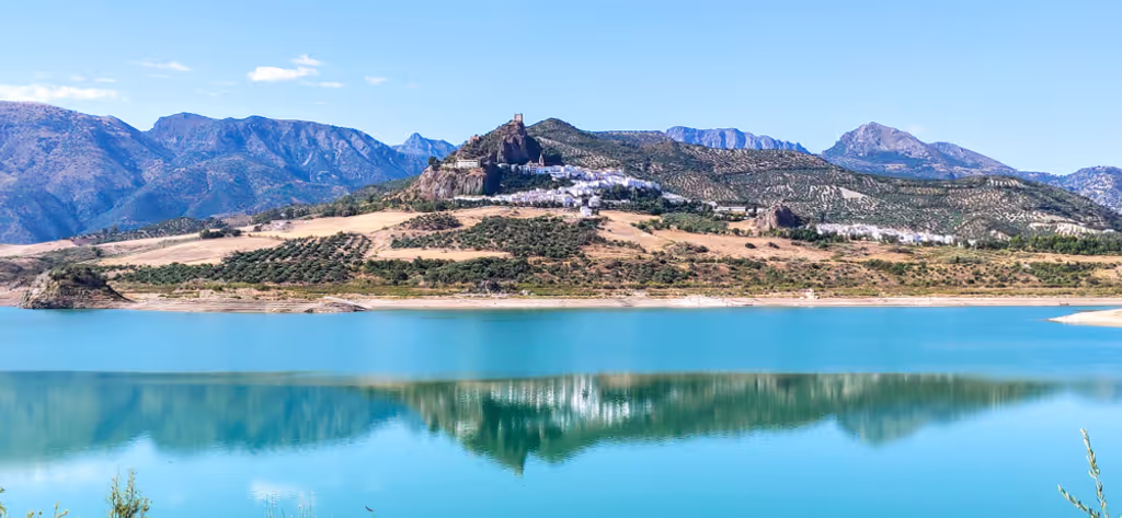 Seville Private Tour - Zahara de la Sierra: one of the White Villages we can add to the customized tour