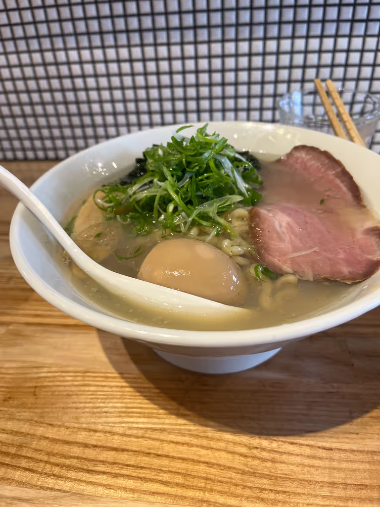 Tokyo Private Tour - Delicious ramen 