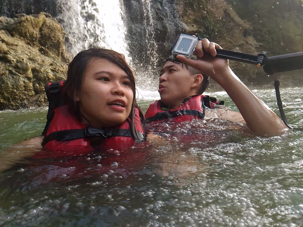 Yogyakarta Private Tour - oyyo river tubing