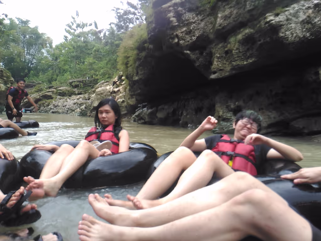 Yogyakarta Private Tour - Pindul cave tubing