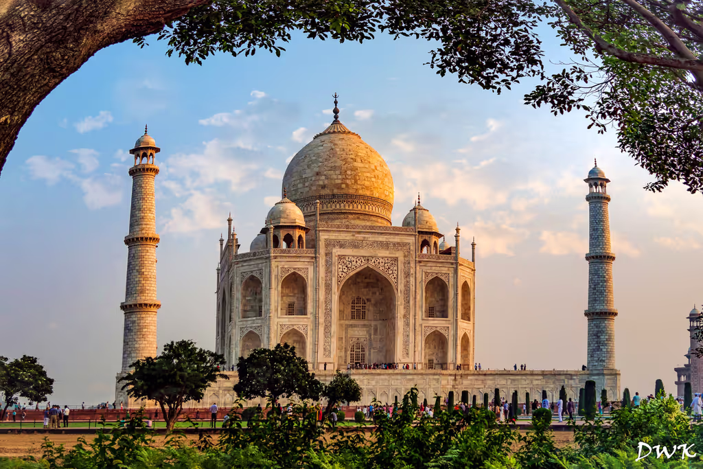 Delhi Private Tour - Taj with garden