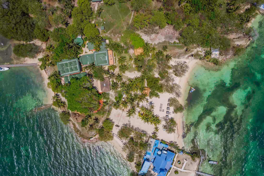 Cartagena Private Tour - Private Excursion to the Rosario islands in a 30ft Boat, Max 8 guests