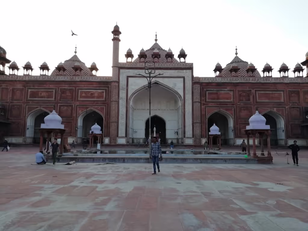 Agra Private Tour - Jama masjid