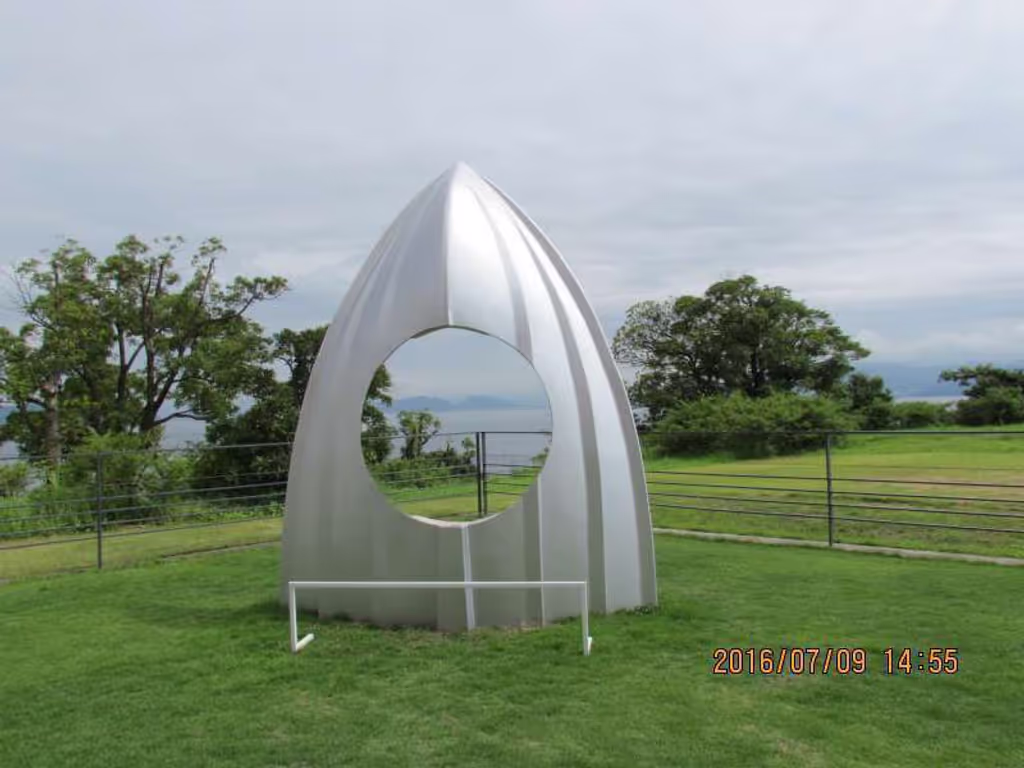 Osaka Private Tour - outdoor installation on Bennese House Museum