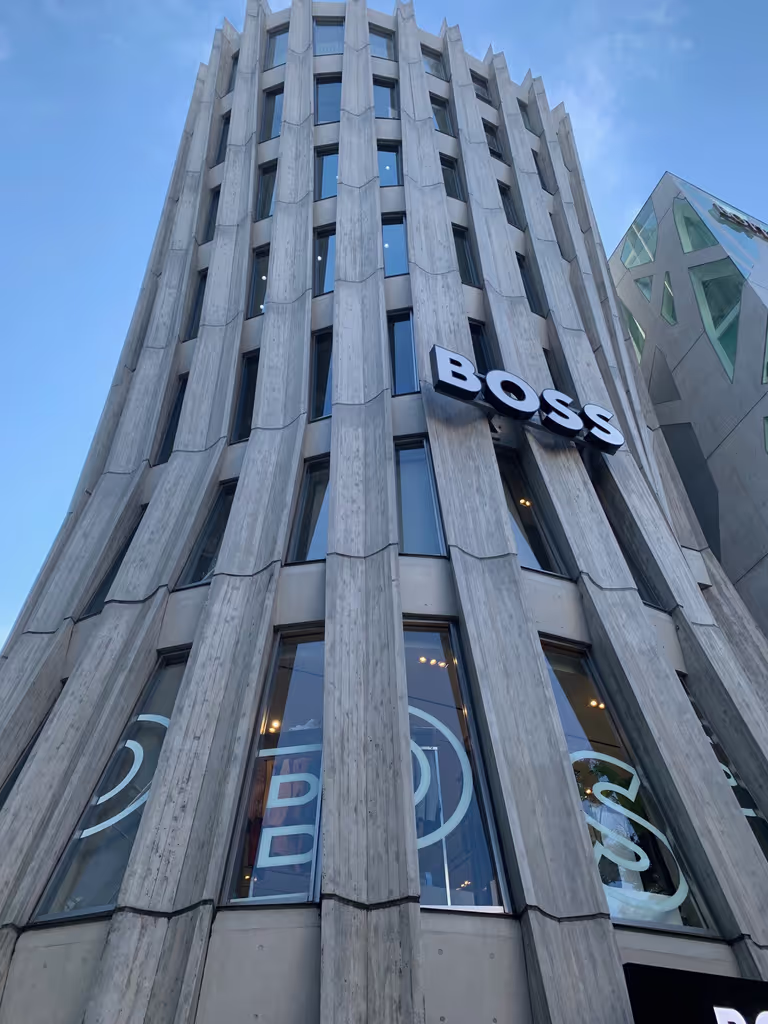 Tokyo Private Tour - HUGO BOSS Omotesando