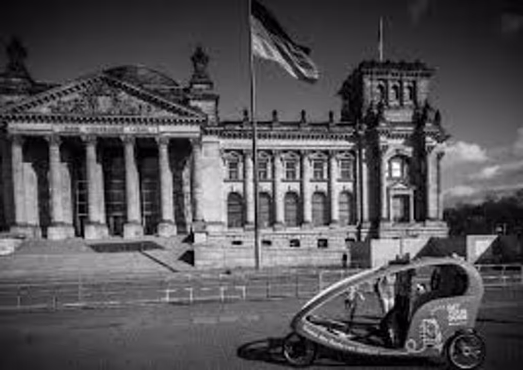 Berlin Private Tour - Parlament 