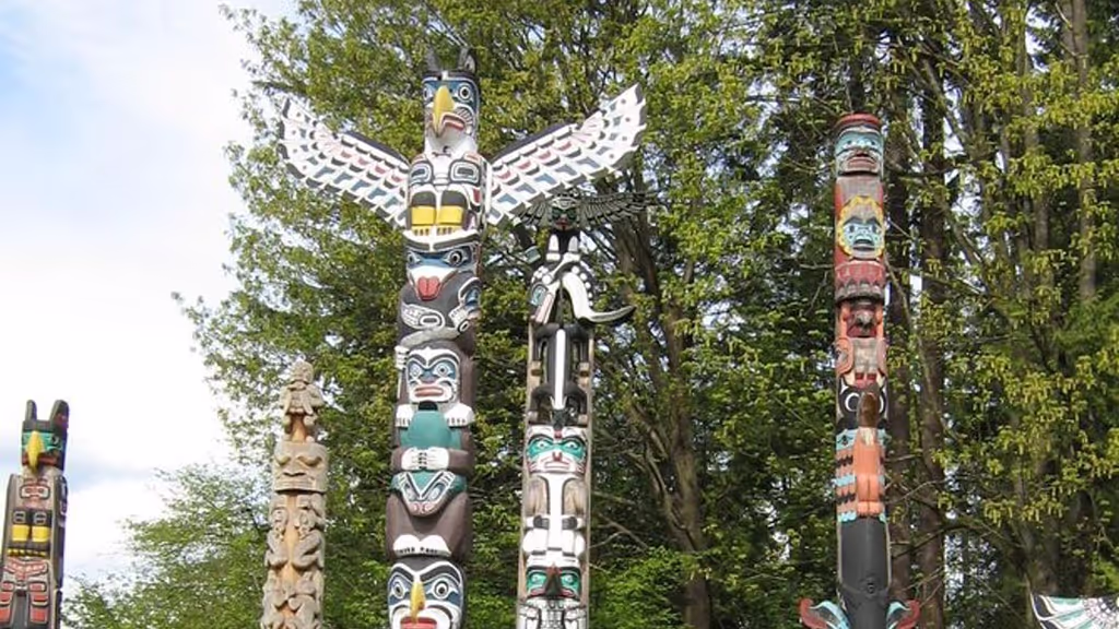 Vancouver Private Tour - Totem Poles, Brockton Point, Stanley Park, Vancouver