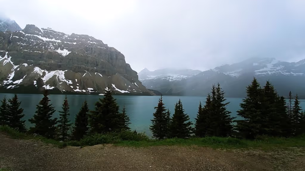 Vancouver Private Tour - Bow Lake, Columbia Icefield Parkway, Alberta