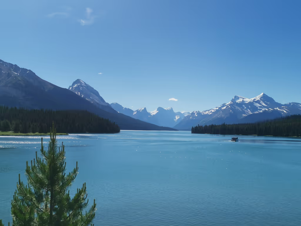 Vancouver Private Tour - Maligne Lake, Jasper, Jasper National Park, Alberta
