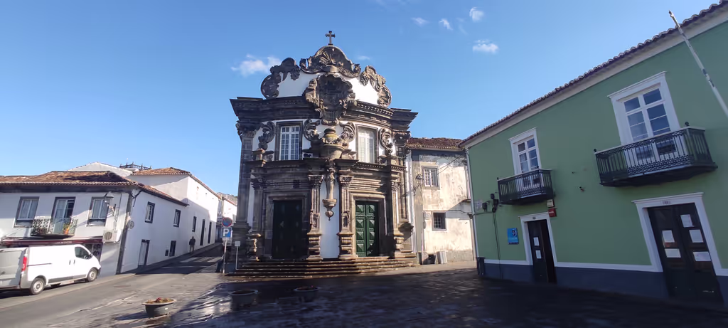Ponta Delgada Private Tour - null