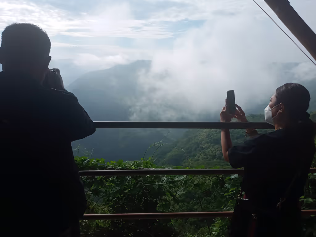 Guadalajara Private Tour - On the north of the city are the canyons of the city. These canyons are popular for the weekends when people go hiking,jogging and picnic in the area.