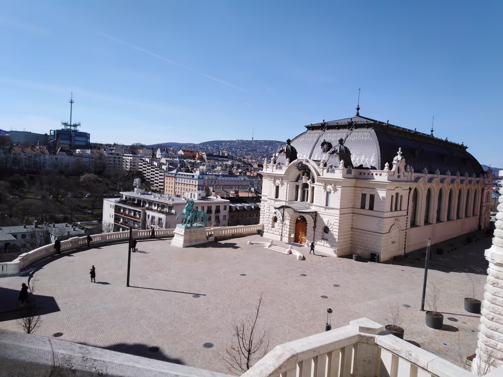 Budapest Private Tour - null