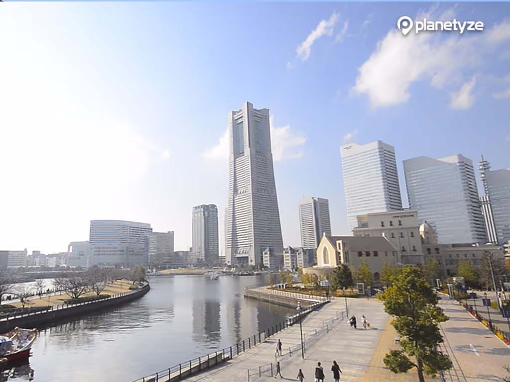 The unique shape of the Yokohama Landmark Tower