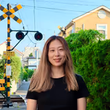 Japan Tour Guide - Akari U.