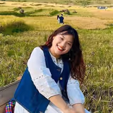 Vietnam Tour Guide - Hoa N.