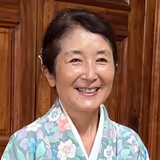 Japan Tour Guide - Tomomi S.