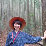 Japan Tour Guide - Hatsumi S.