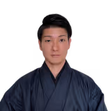 Japan Tour Guide - Yo N.