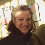 United Kingdom (UK) Tour Guide - Laura A.
