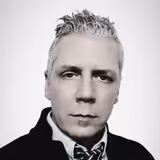 Japan Tour Guide - Lee S.