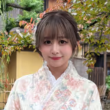 Japan Tour Guide - Jasmine L.