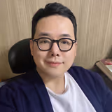 South Korea Tour Guide - Johnny C.